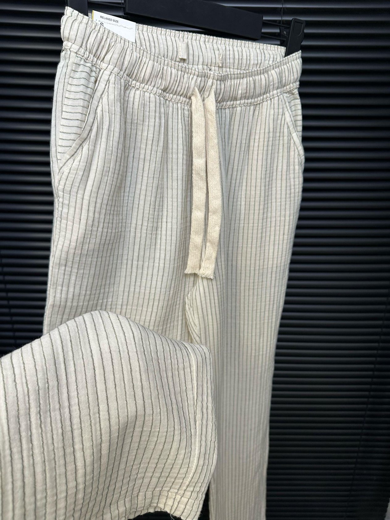 Lyros Çizgili Keten Pantolon