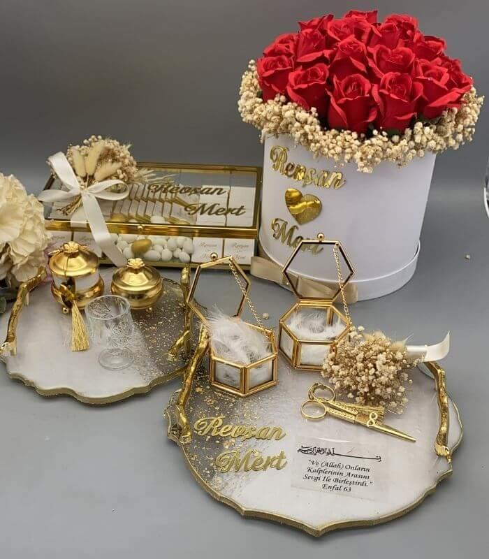 4'lü Set | Kız İsteme Çiçeği, Nişan Çikolatası, Nişan Tepsisi ve Damat Kahve Tepsisi