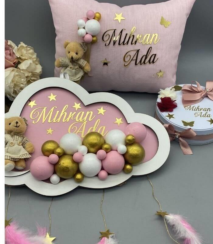 Kız Bebek Kapı Süsü Takı Yastığı Bebek Çikolatası 3'lü Set