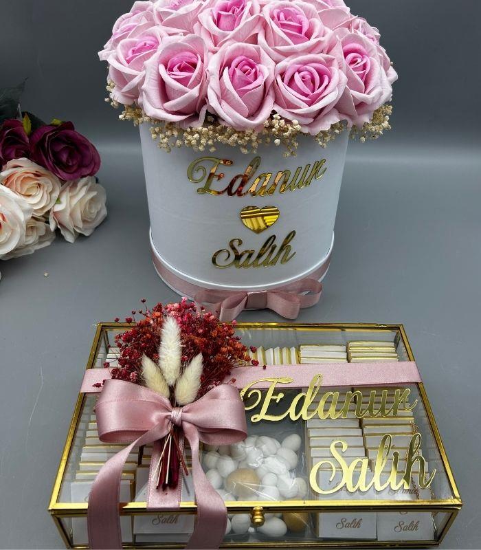 Pembe Gül İsteme Çiçeği