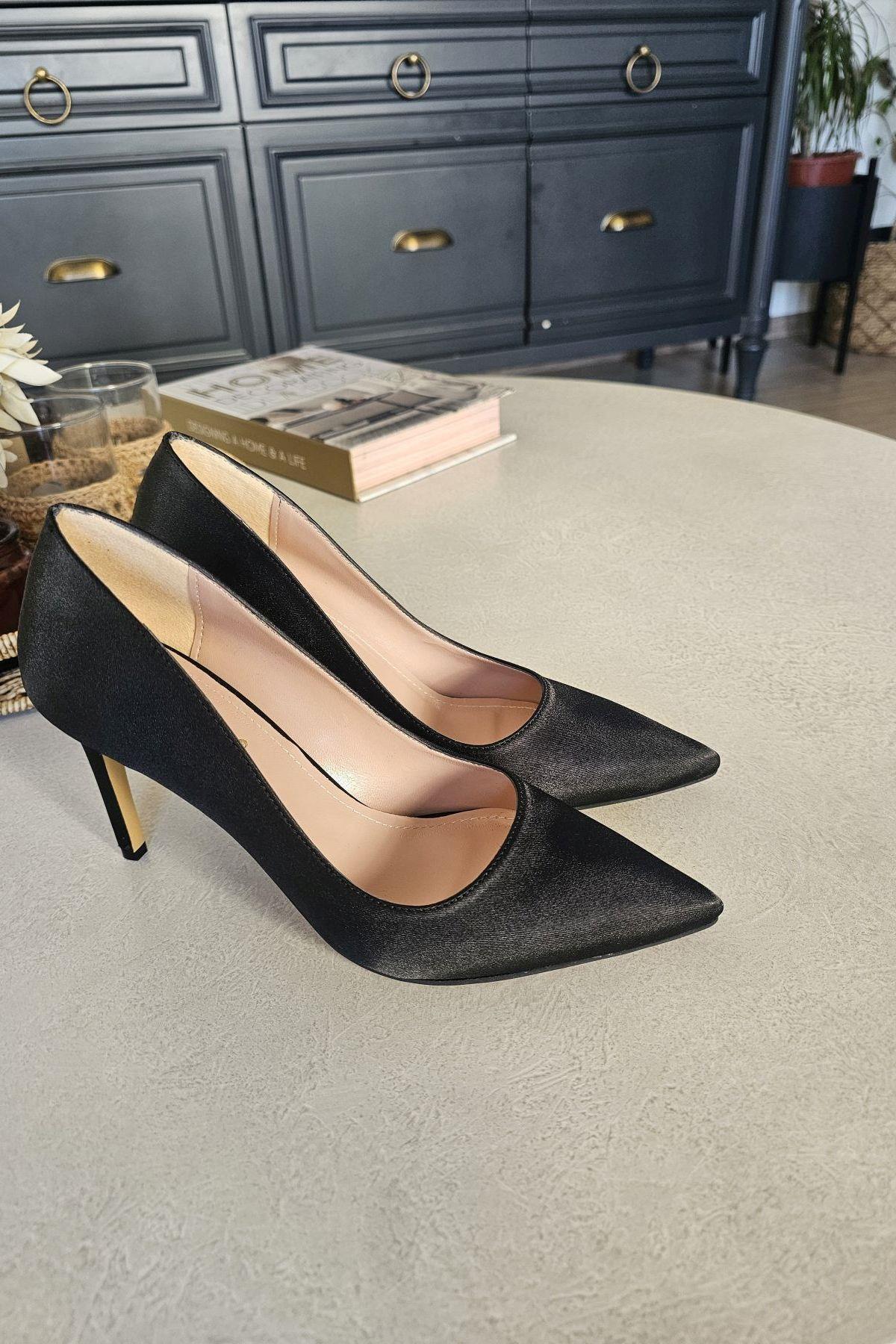 036 150 Topukla Kadın İnce Topuk Stiletto