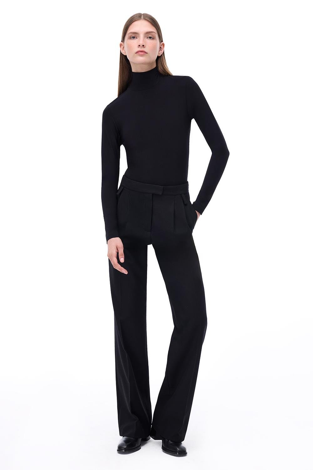 ALRAMIS PANTS 2025