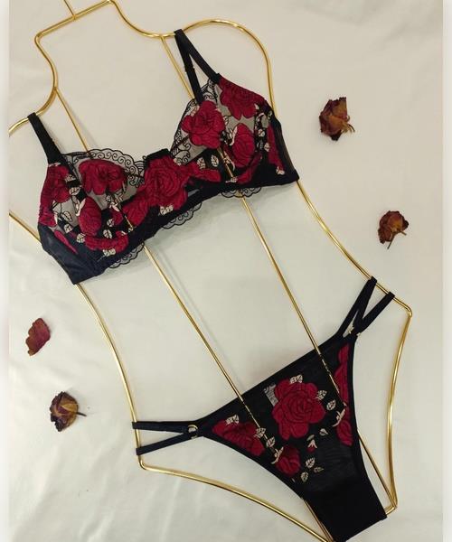 Bordo gül işlemeli brode