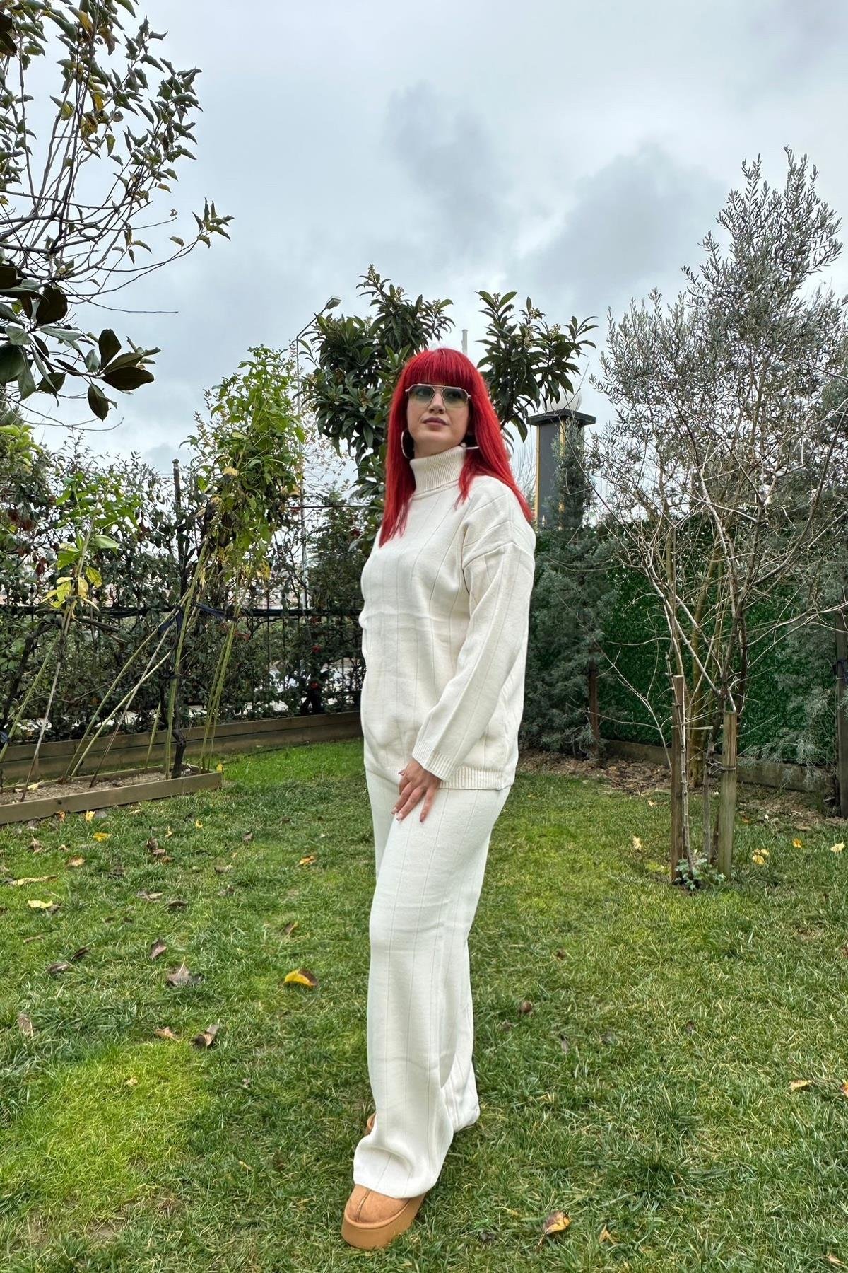 Krem Triko Takım