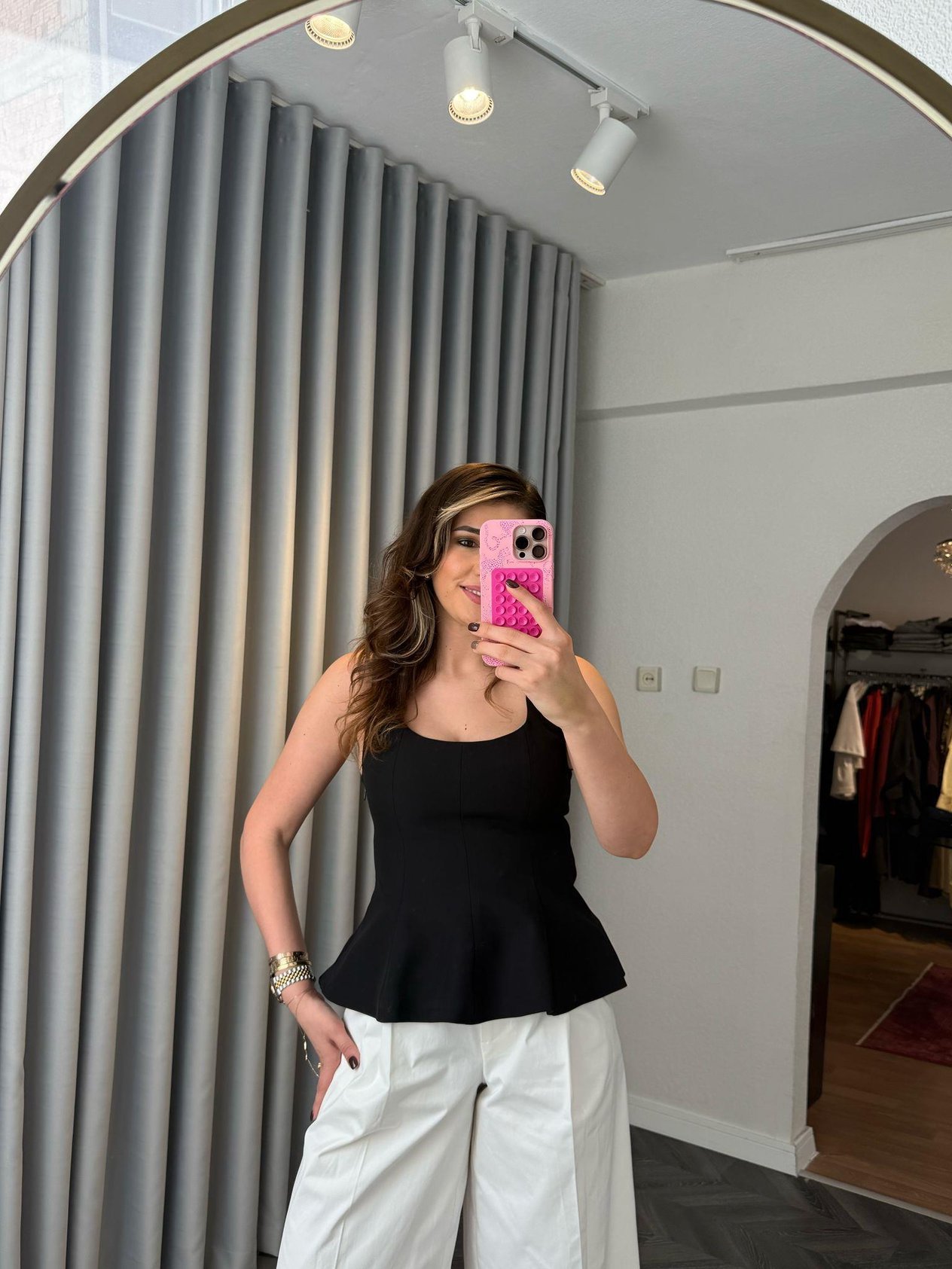 Dilvin Kare Yaka Peplum Top Siyah