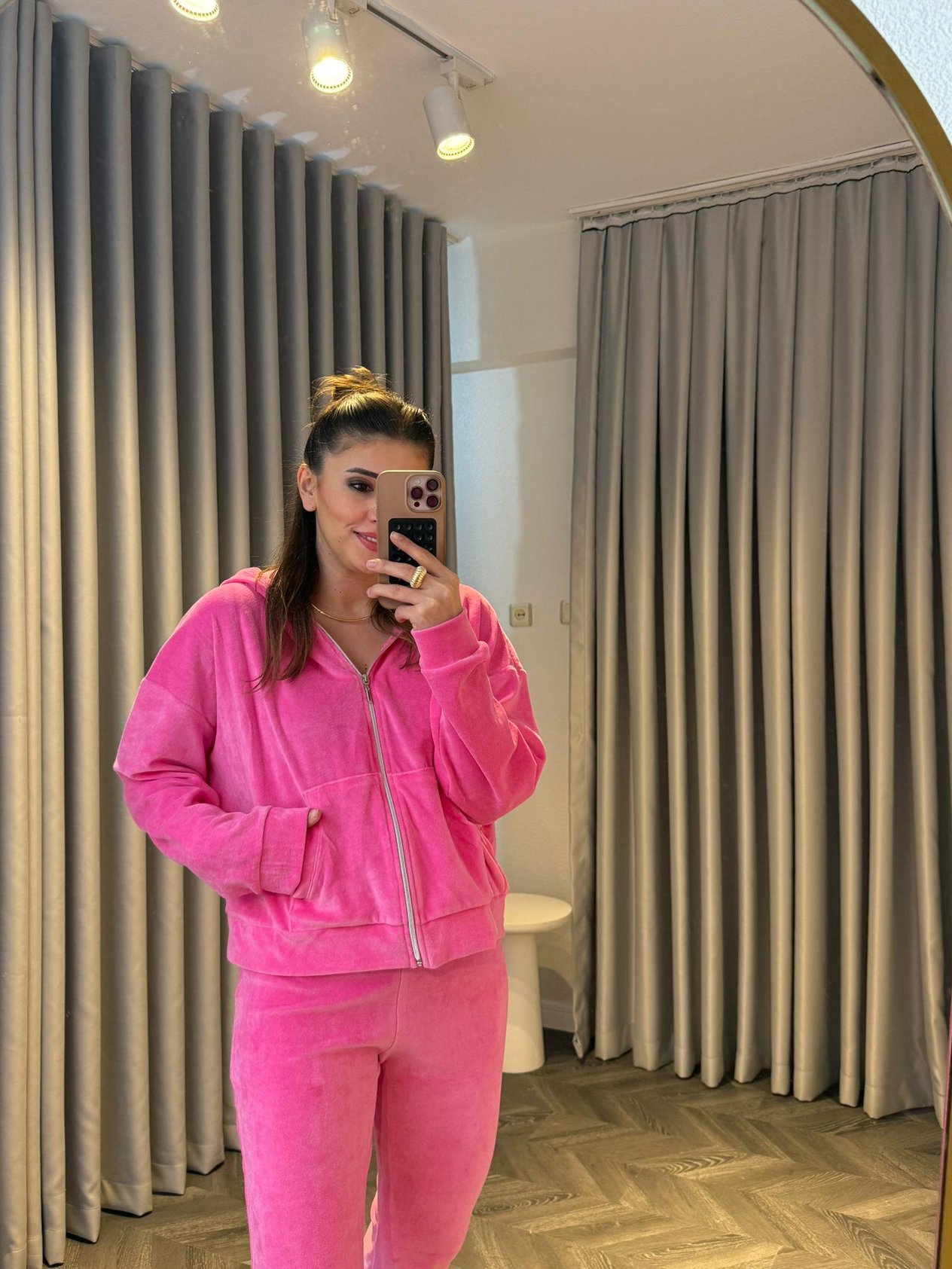 Pembe Kadife Kumaş Takım