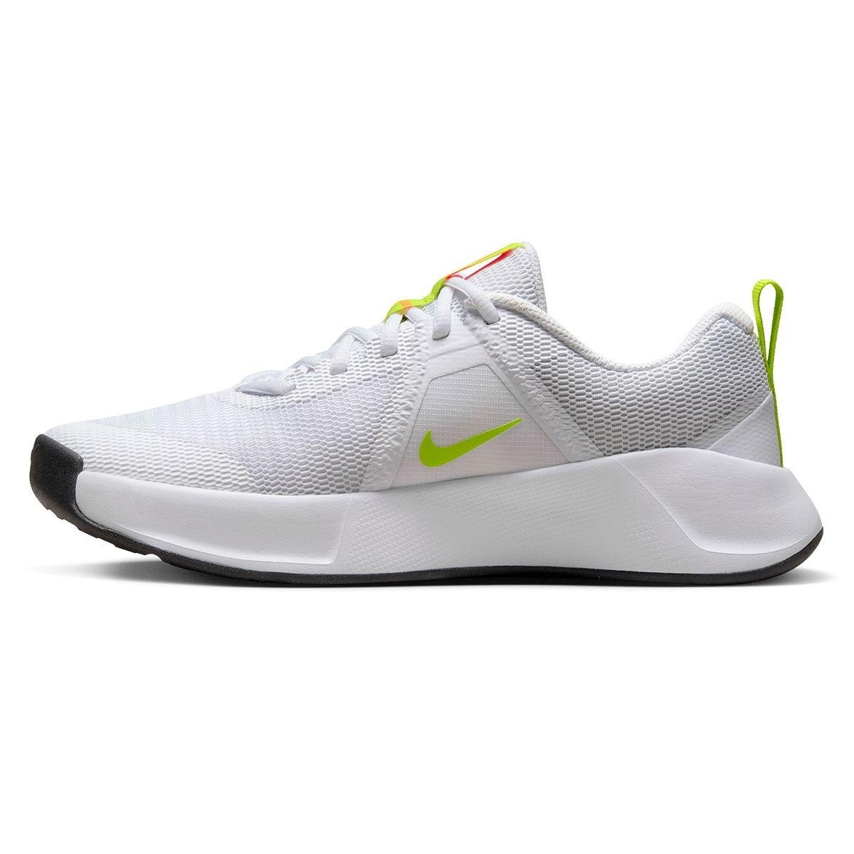 Nike Mc Trainer 3 Kadın Antrenman Ayakkabısı