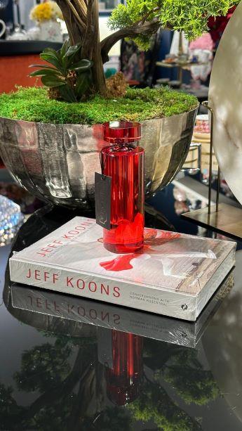 JEFF KOONS