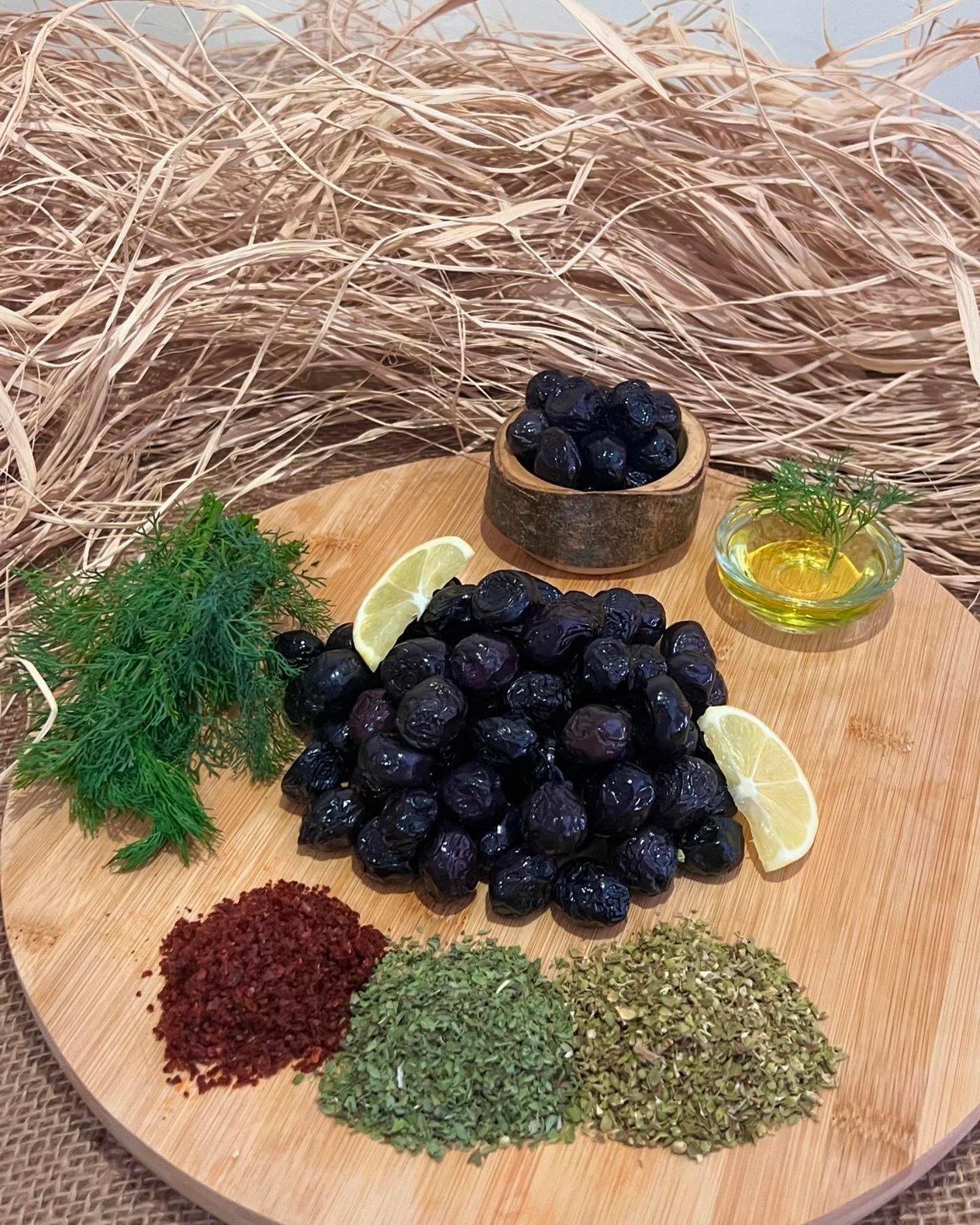 MEGA SİYAH ZEYTİN 1 KG