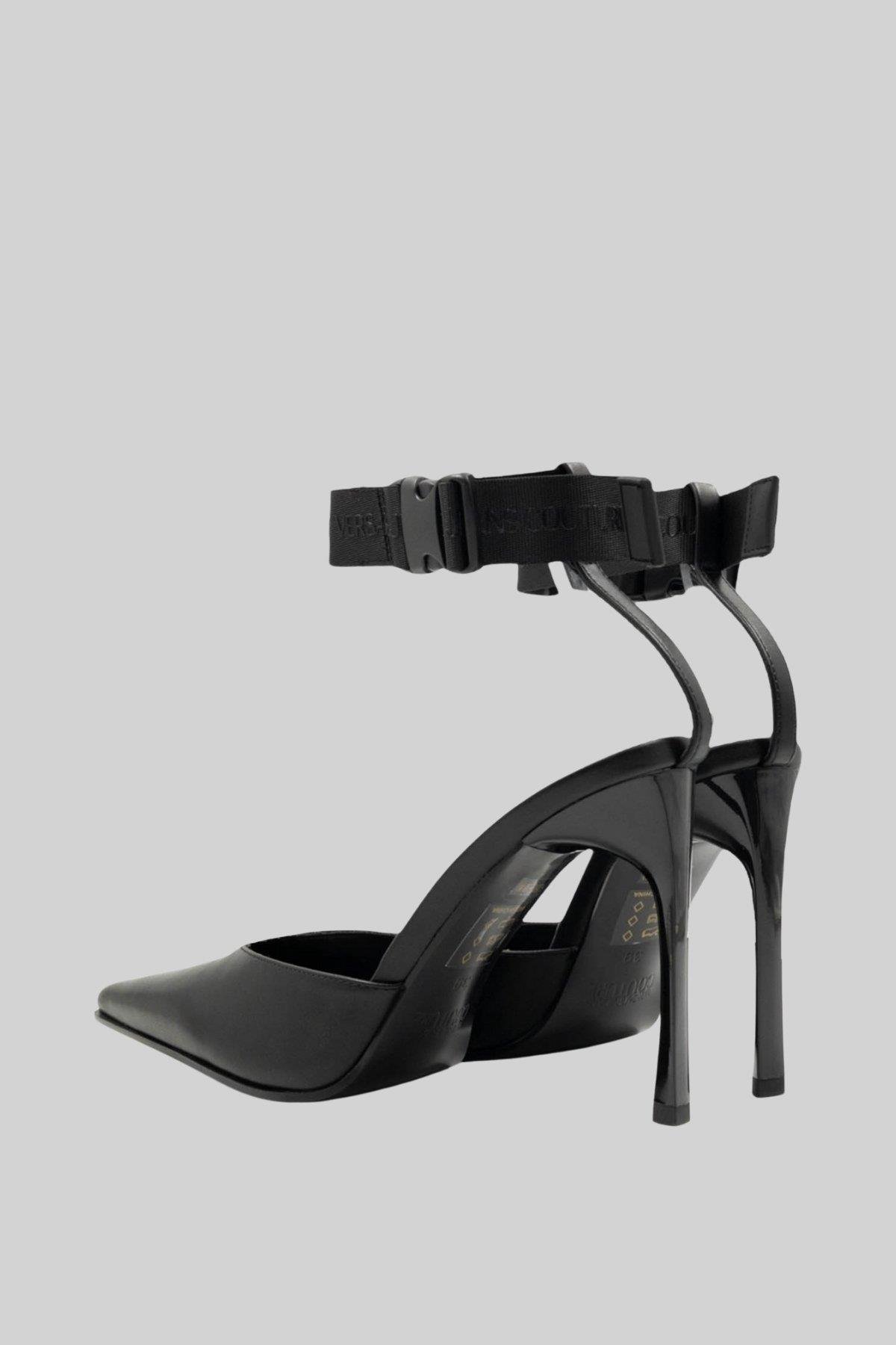 Versace Jeans Couture Kadın Stiletto Topuklu Ayakkabı Siyah