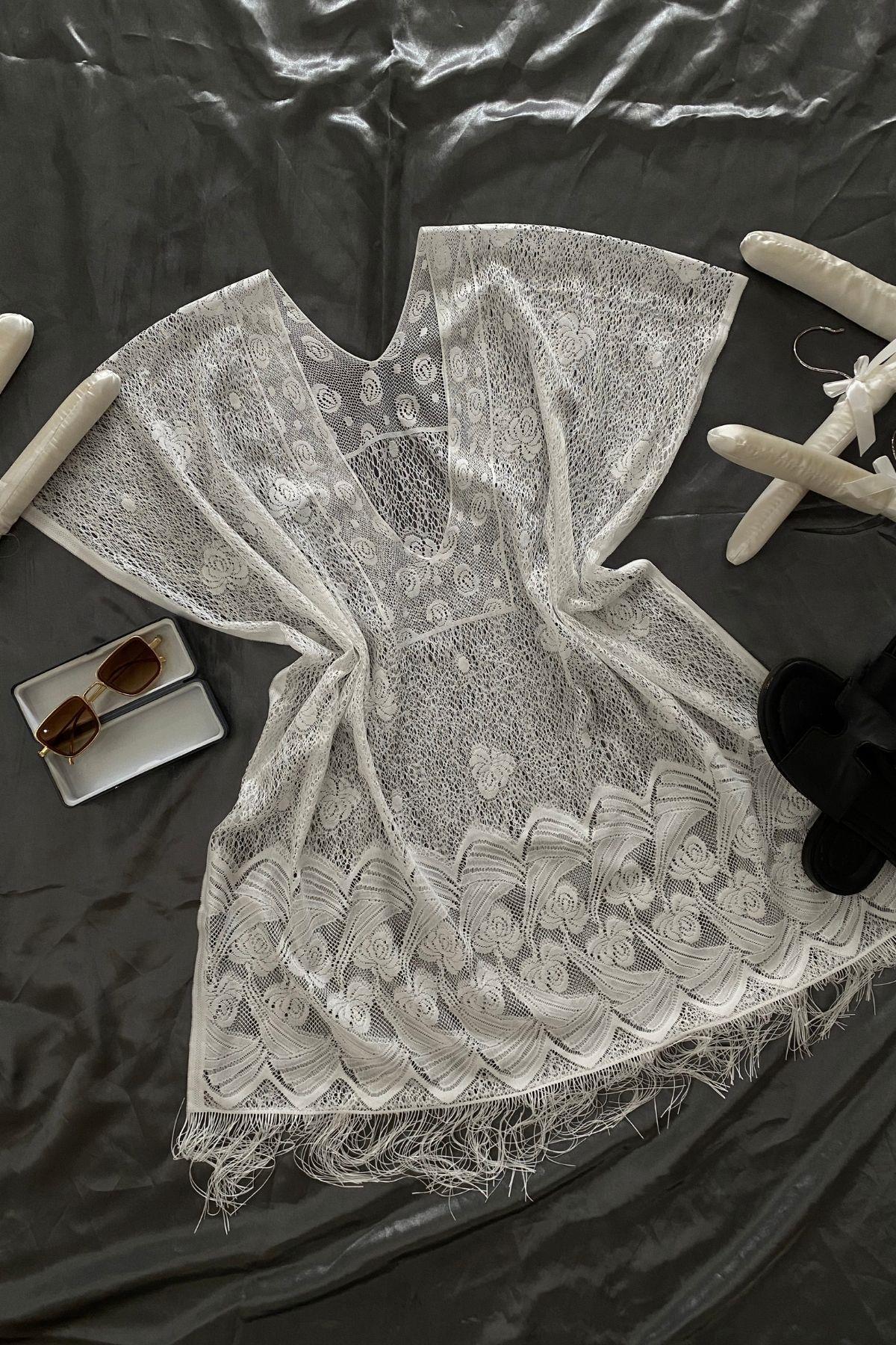Bella Notte Beyaz Bikini ve Mayo Üstü Desenli Raşel Pareo Şalı P-9005