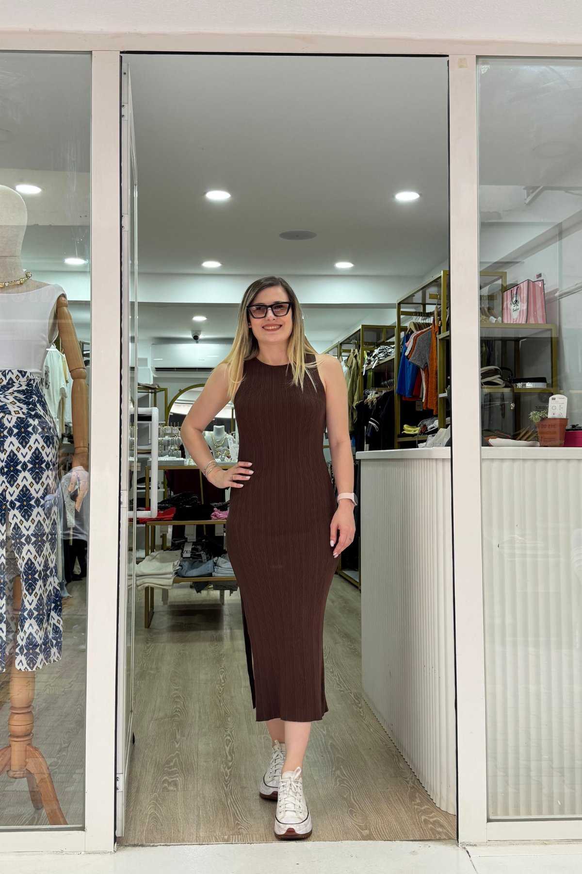 ASKILI KAHVE TRİKO ELBİSE