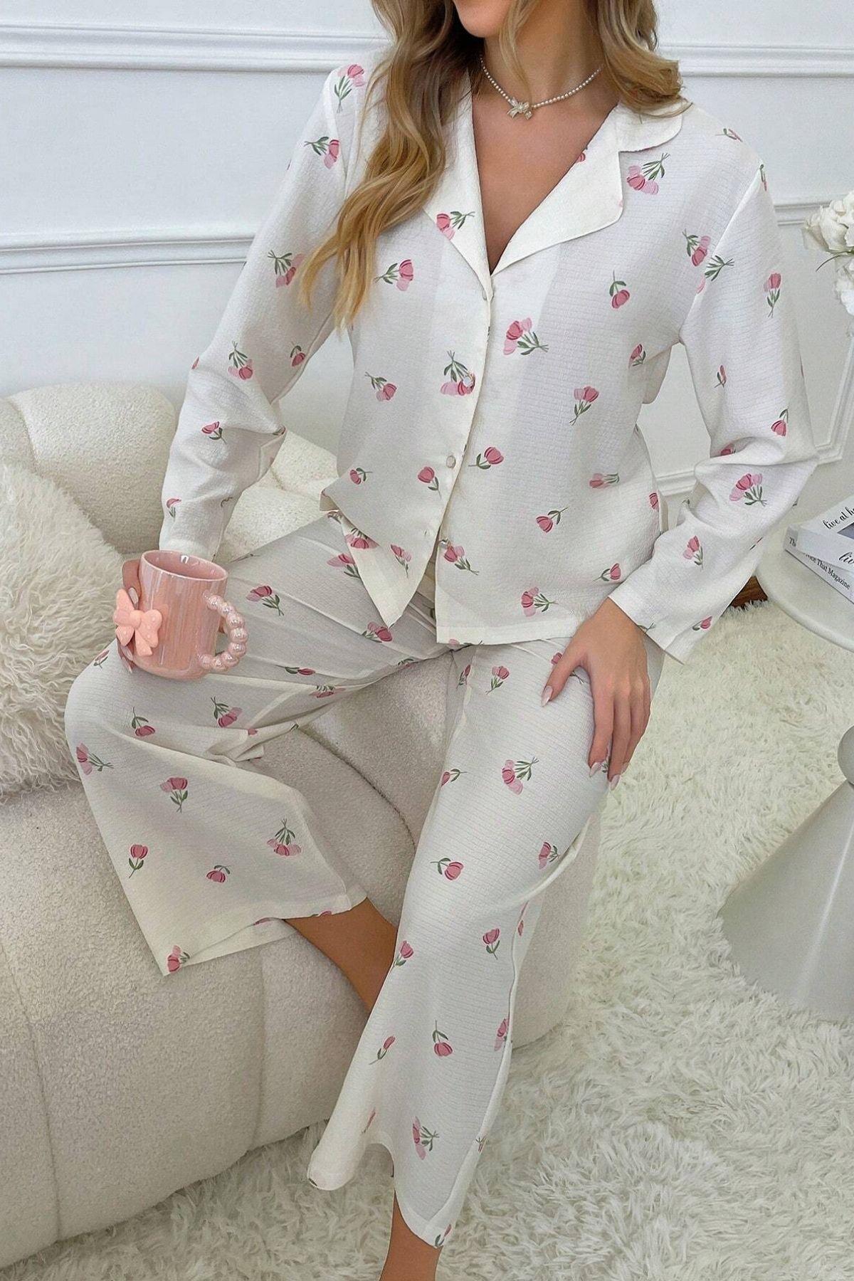Bella Notte Ekru Desenli Düğmeli Uzun Pijama Takım 7085