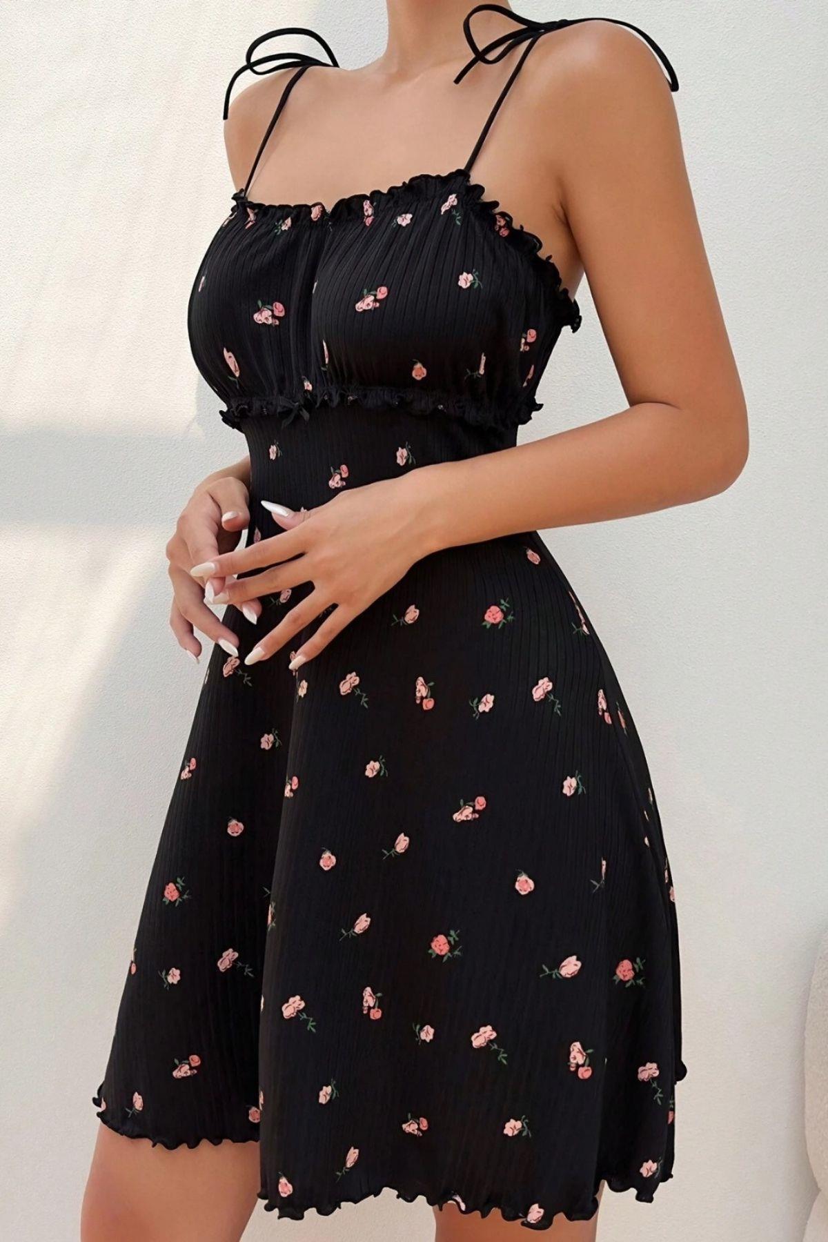 Bella Notte Siyah Çiçek Desenl Askılıi Mini Gecelik 15773