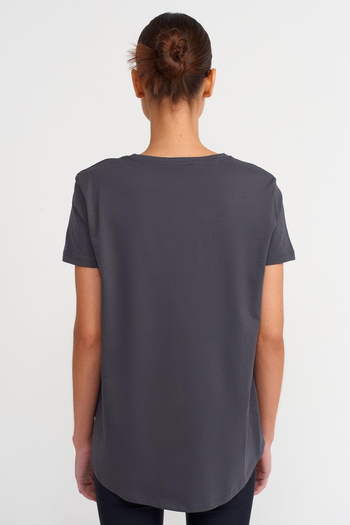 Dilvin Bisiklet Yaka %100 Pamuk Arkası Uzun Basic T-shirt 3471