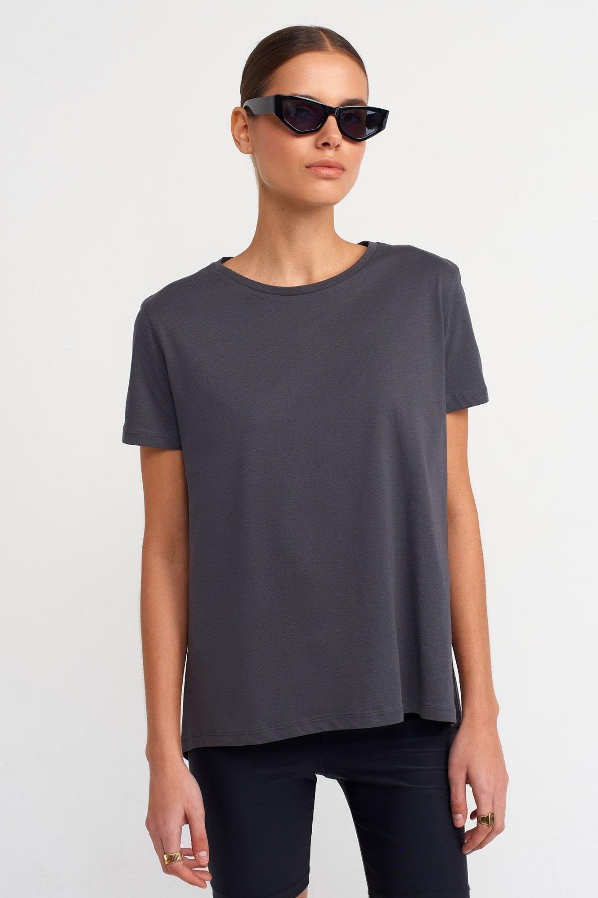 Dilvin Bisiklet Yaka %100 Pamuk Arkası Uzun Basic T-shirt 3471