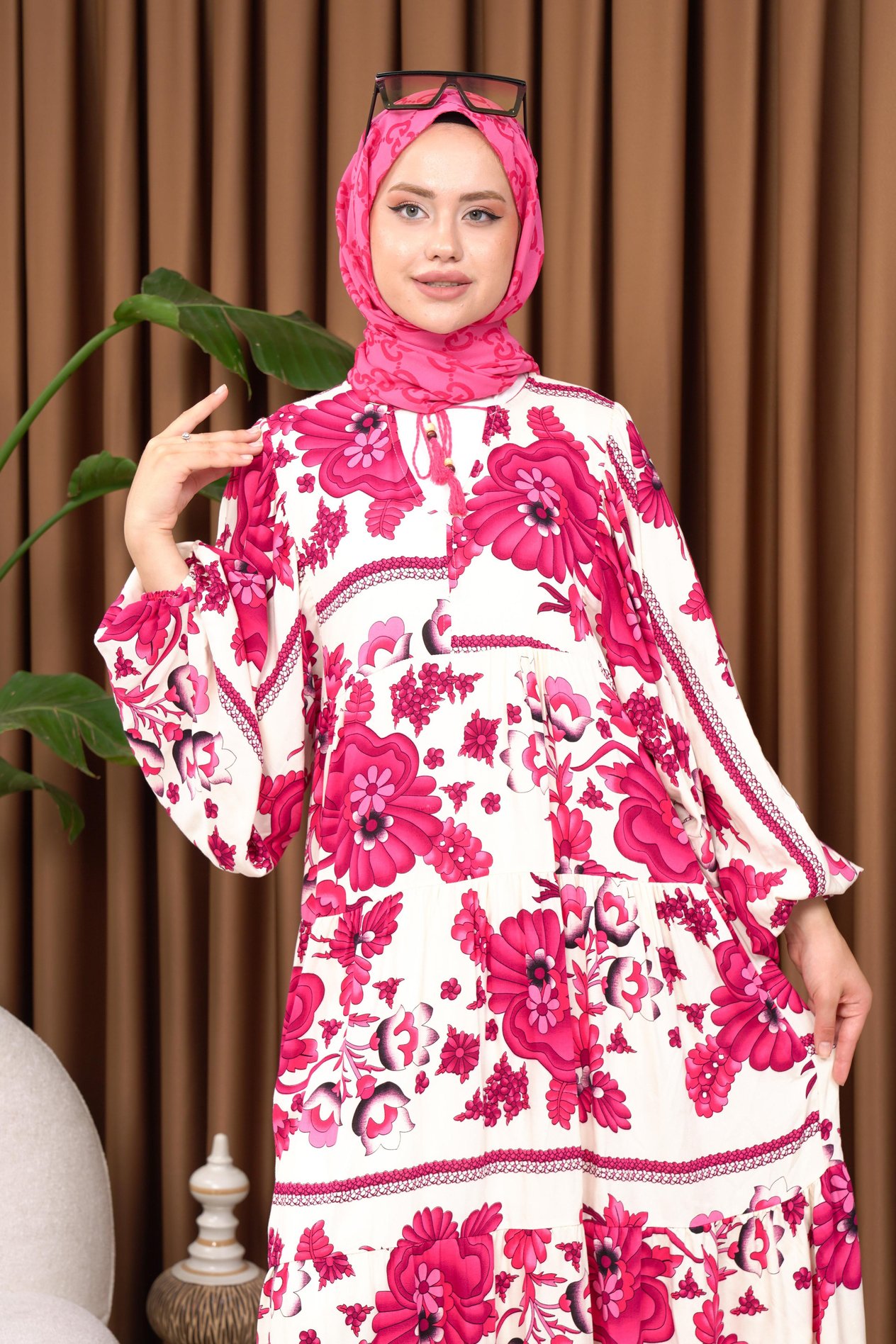 PÜSKÜL DETAYLI KATELYA ELBİSE-PEMBE