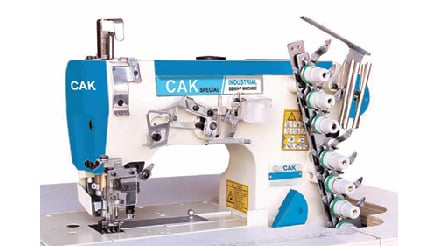 CAK 500 - 07D Kafadan Motorlu 3 İğne 7 İplik Cep Karşılığı Reçme Dikiş Makinesi