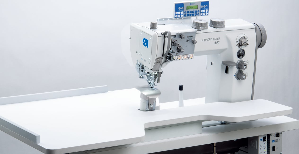 DÜRKOPP ADLER 680 Elektronik Bıçaklı Kaynarizma Dikiş Makinası