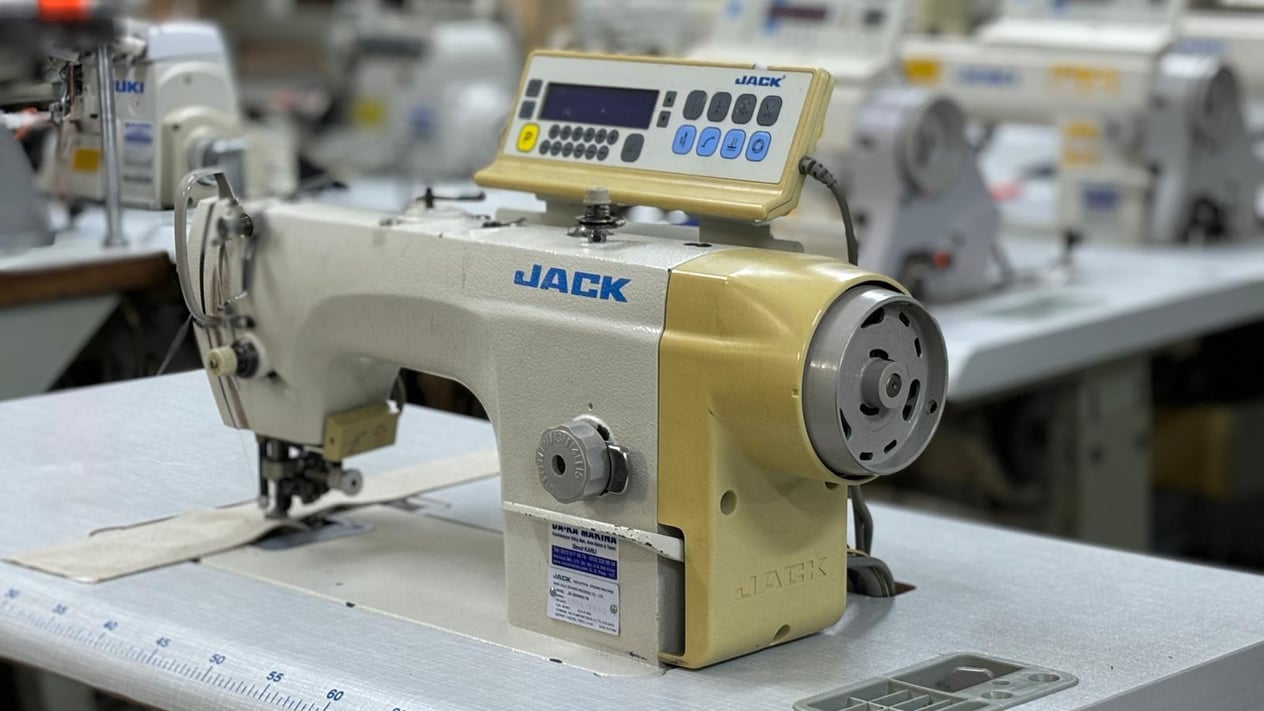 JACK JK - 5559WD - 3B Kenar Bıçaklı Düz Dikiş Makinası
