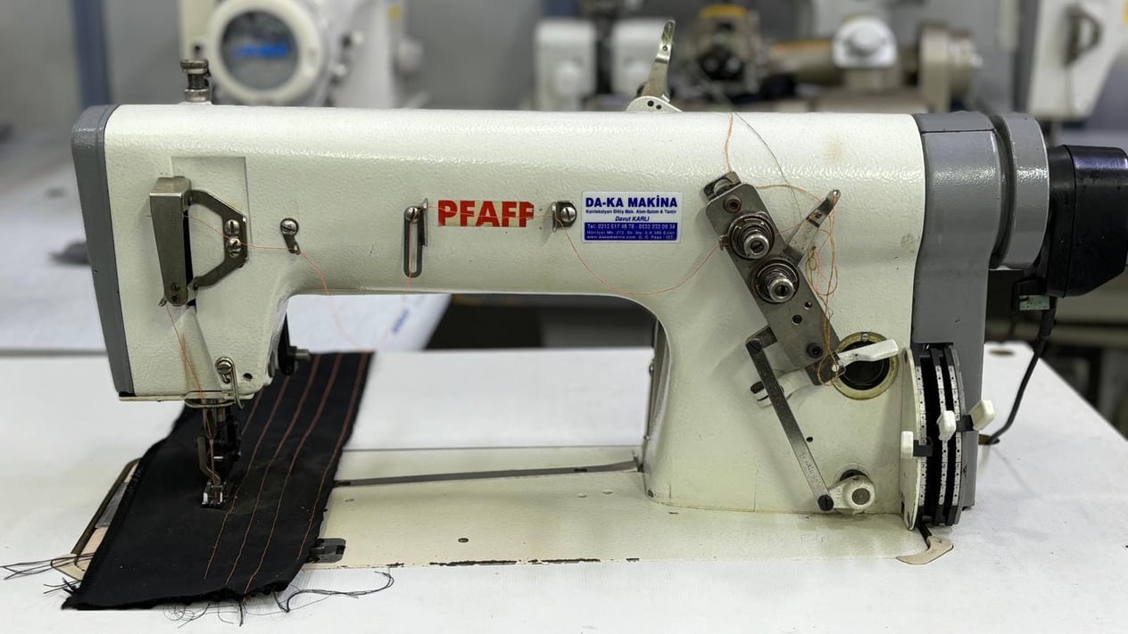 PFAFF 5483 Örümcek Ayak Zincir Dikiş Makinası