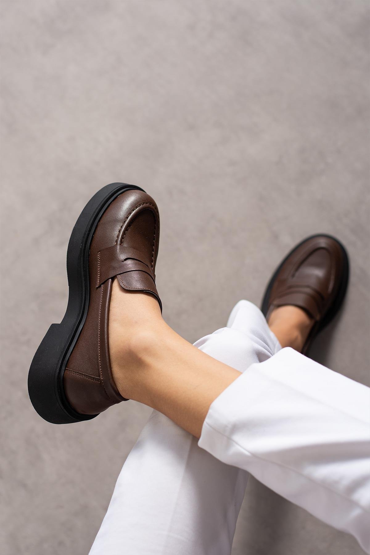 Dina Kahve Mat Kalın Tabanlı Kadın Loafer 