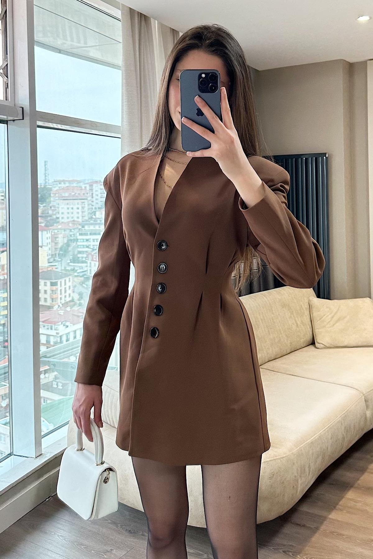 BELDEN OTURTMALI DÜĞMELİ CEKET