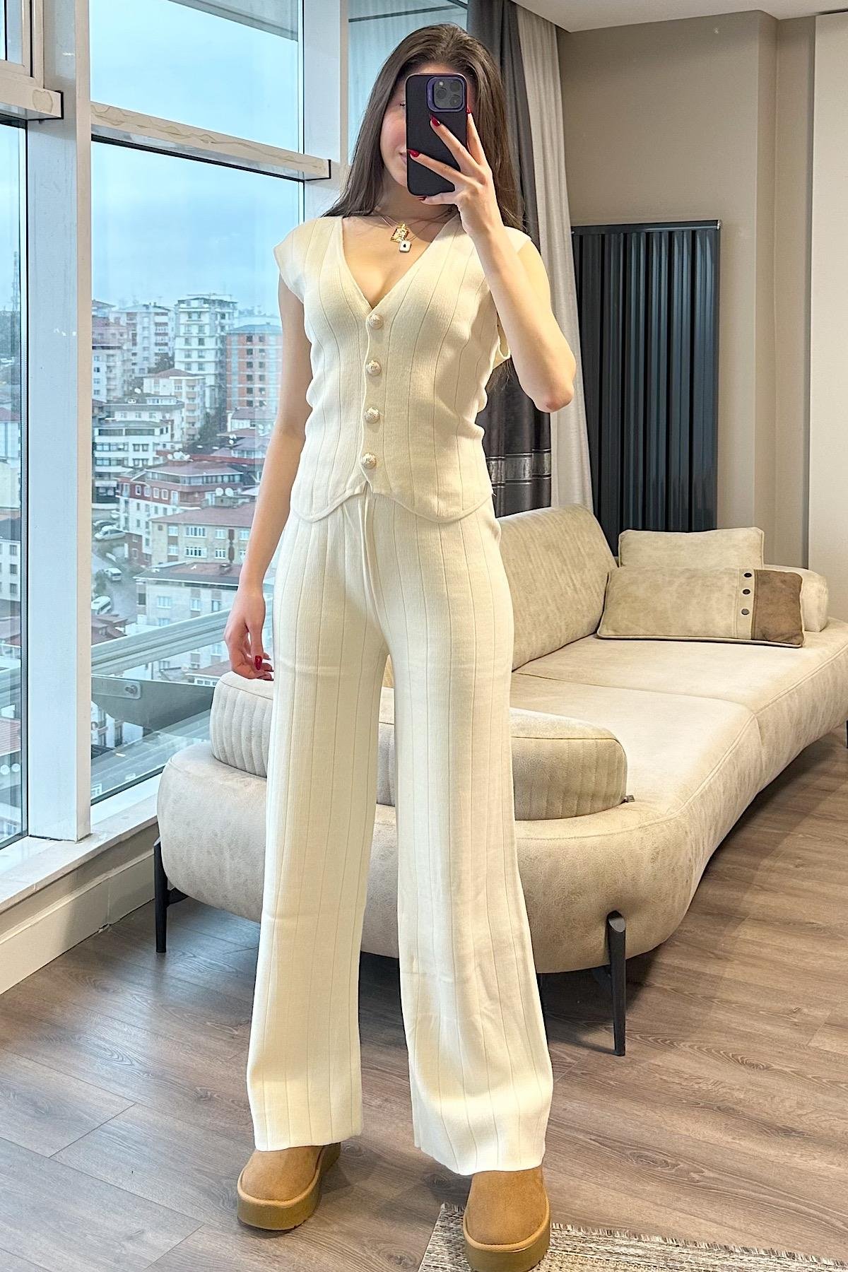YELEKLİ TRİKO TAKIM 