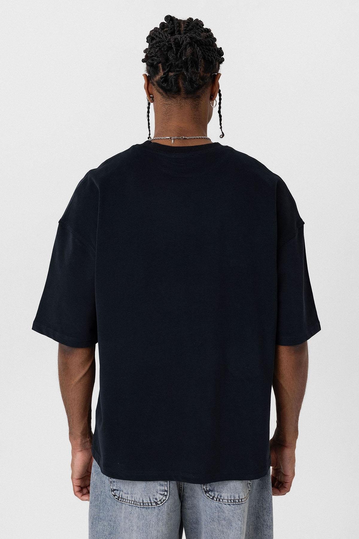 Basic Oversize Bisiklet Yaka Tişört Siyah