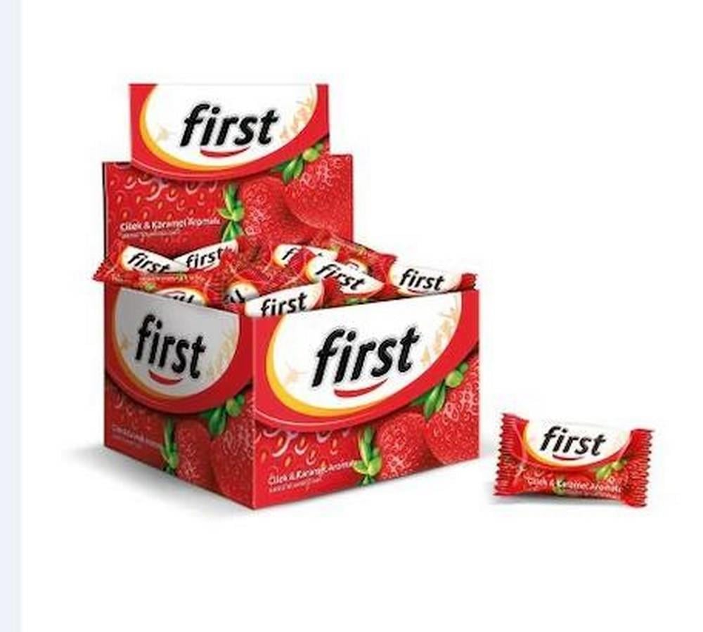 First Tekli Çilek Aromalı 1,7 Gr Şekersiz Sakız 200 lü Paket