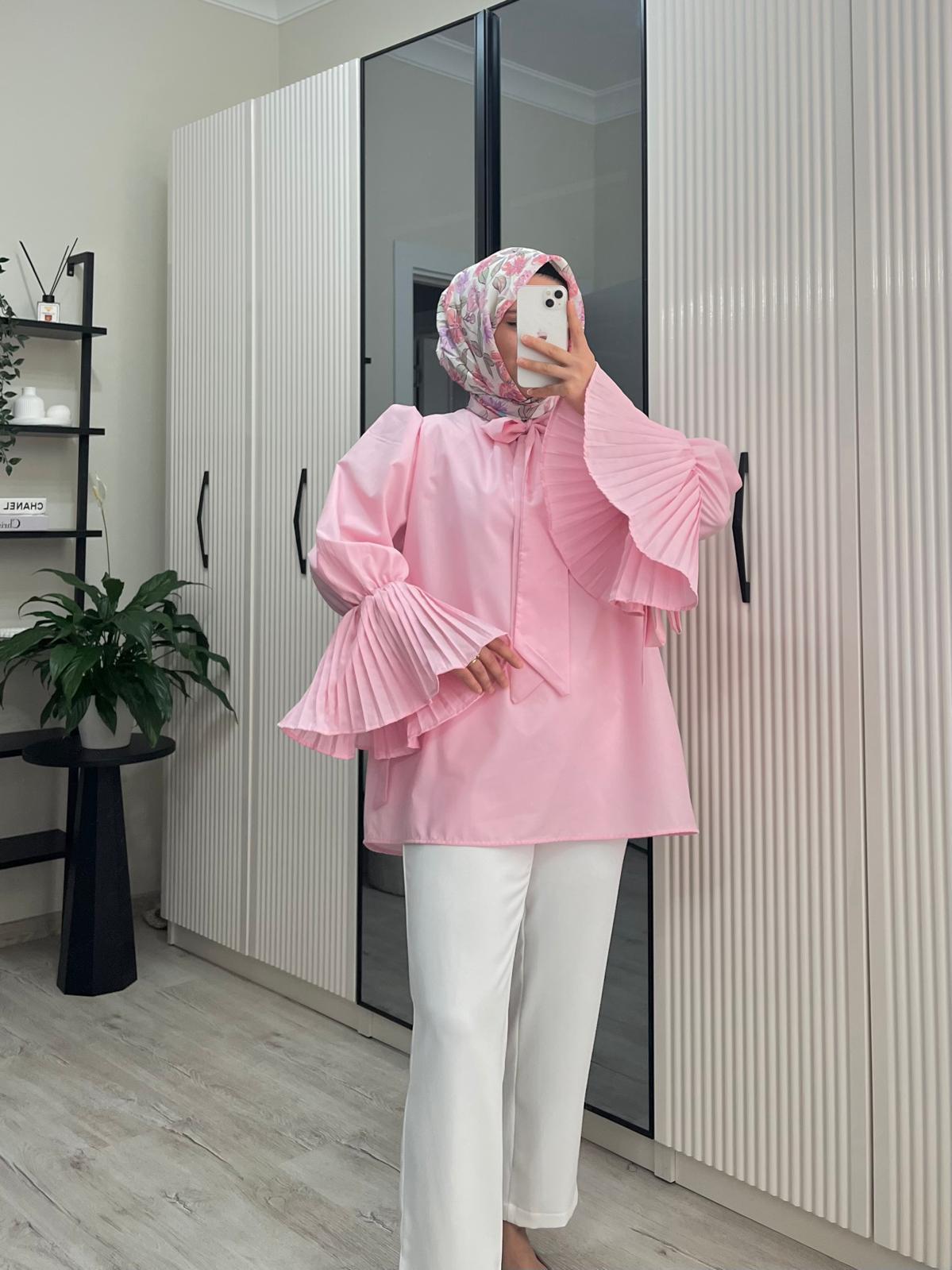 KOLLARI PİLİSELİ GÖMLEK / PUDRA