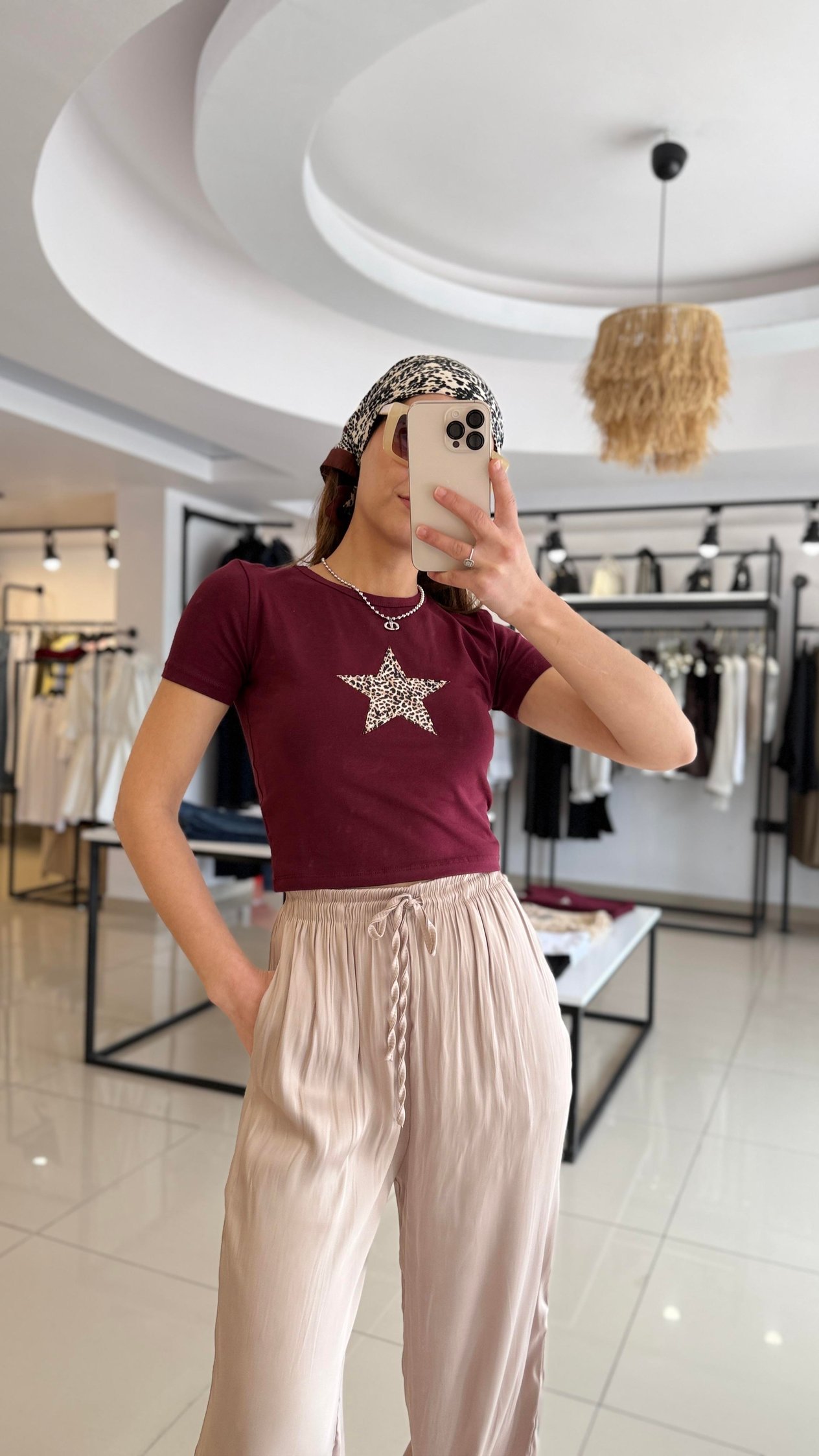BORDO LEO YILDIZLI KISA KOL CROP TİŞÖRT