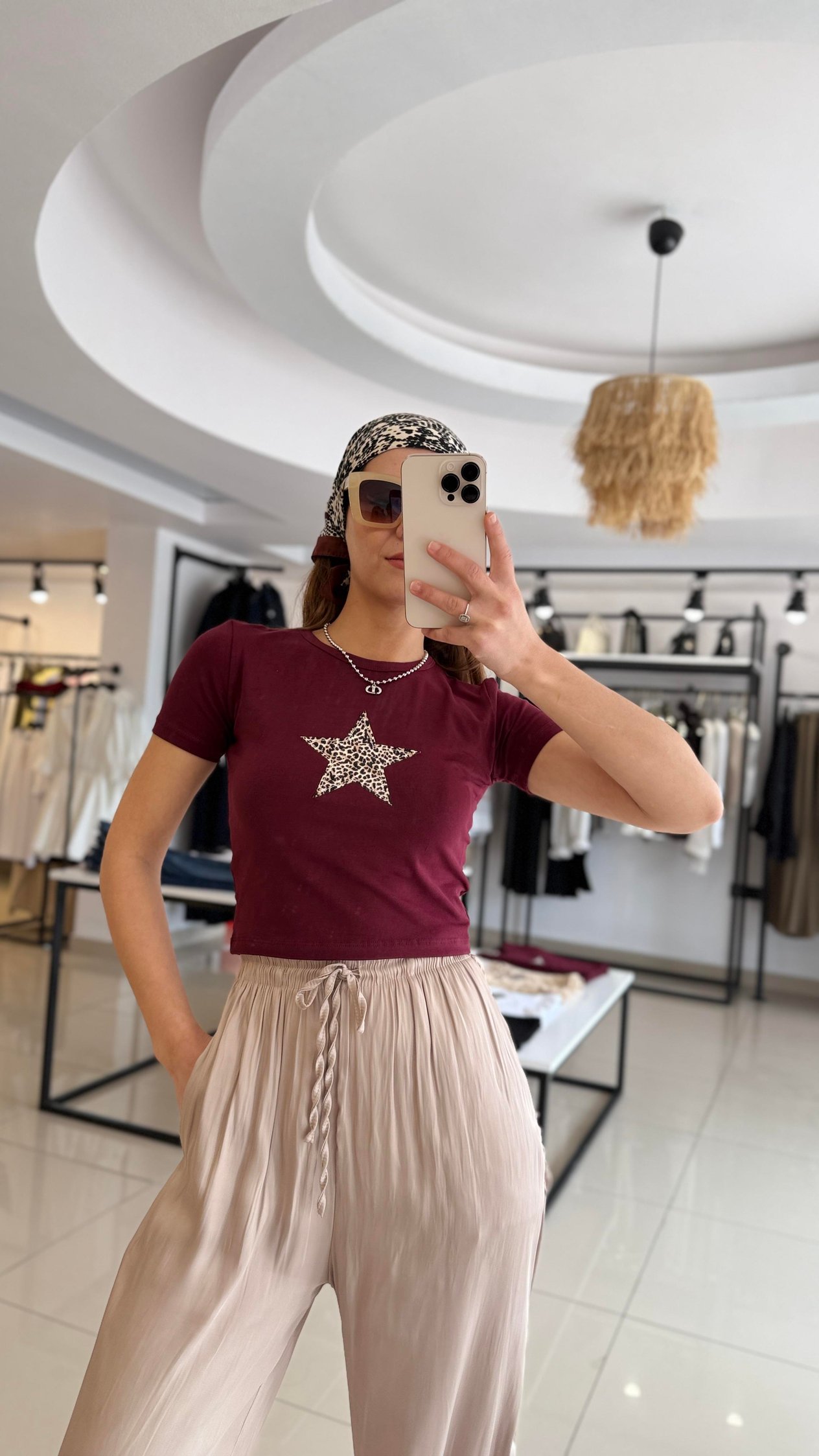 BORDO LEO YILDIZLI KISA KOL CROP TİŞÖRT