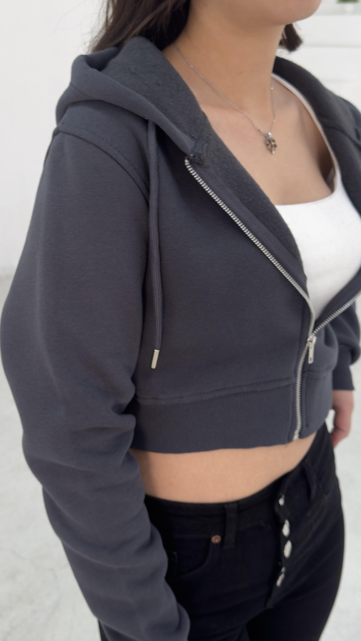 Fermuarlı Kapşonlu Crop Sweat