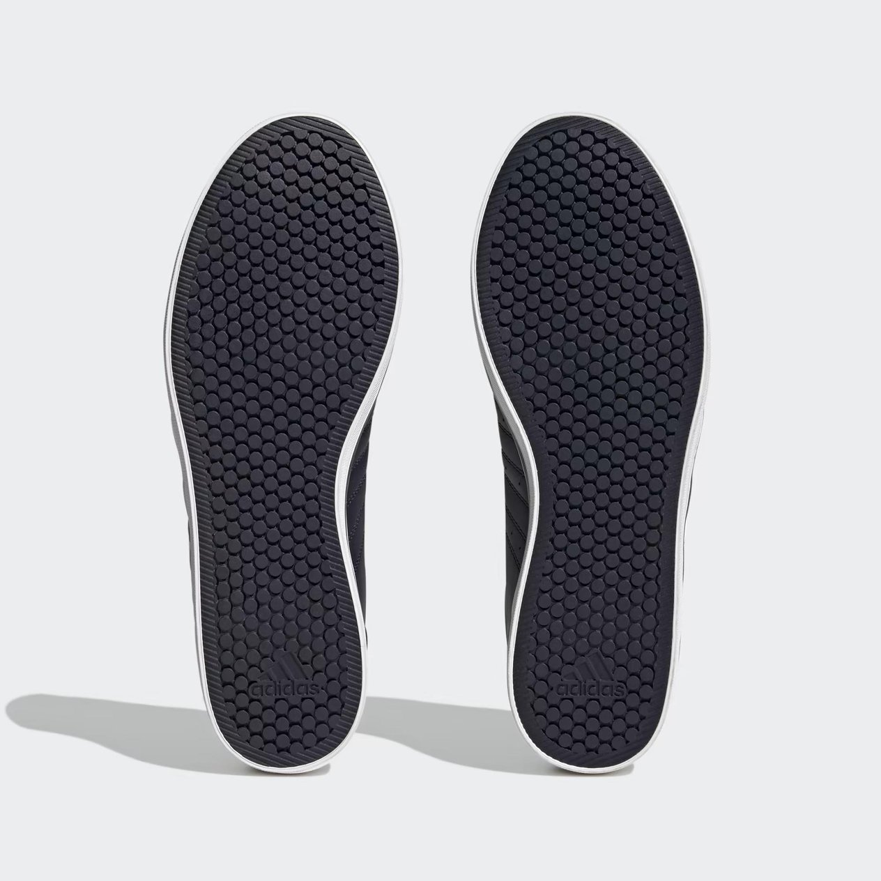 ADIDAS HP6011 VS PACE 2.0 