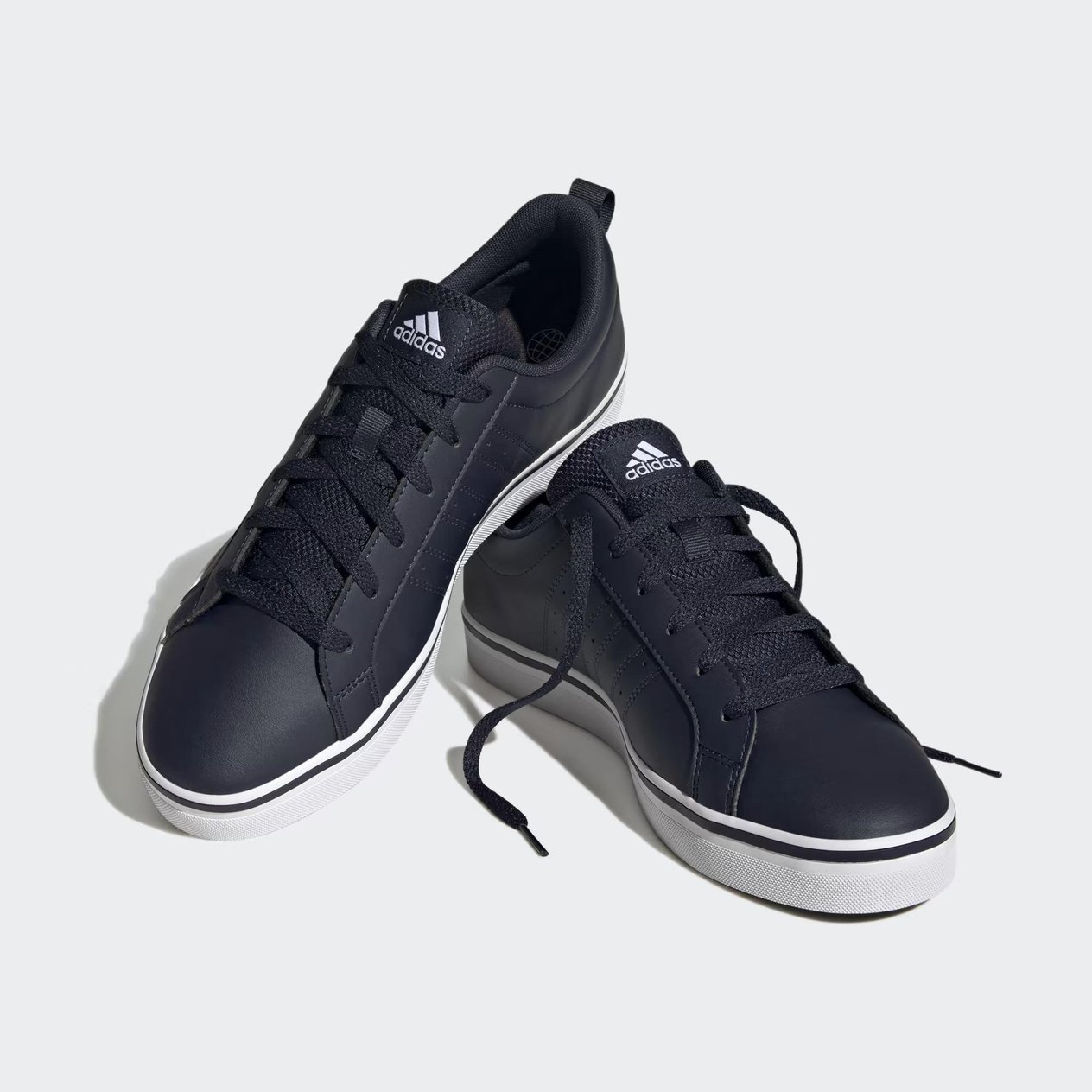 ADIDAS HP6011 VS PACE 2.0 