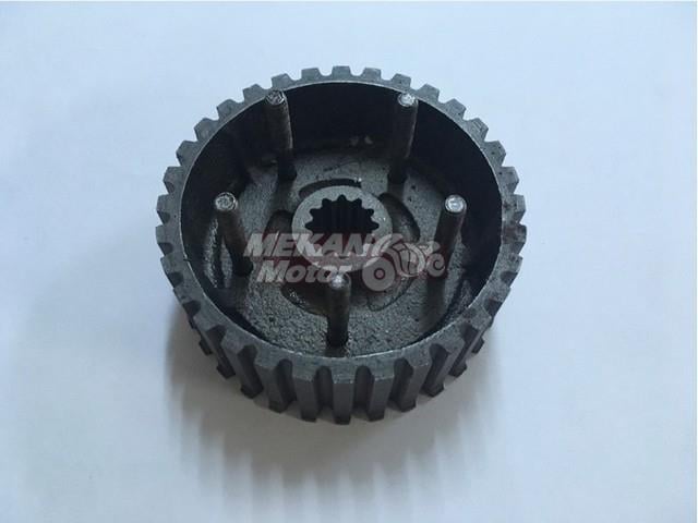 CLUTCH CENTER WITH PIN IZH PLANETA 5