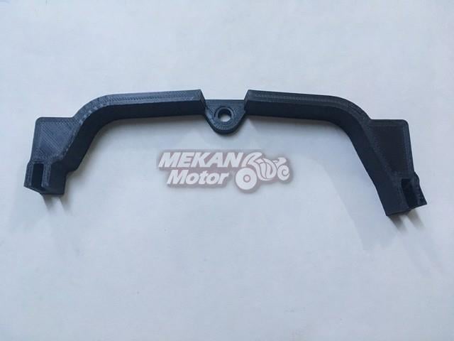 MOTOR SAĞ PLATİN KAPAK PLASTİĞİ CEZET