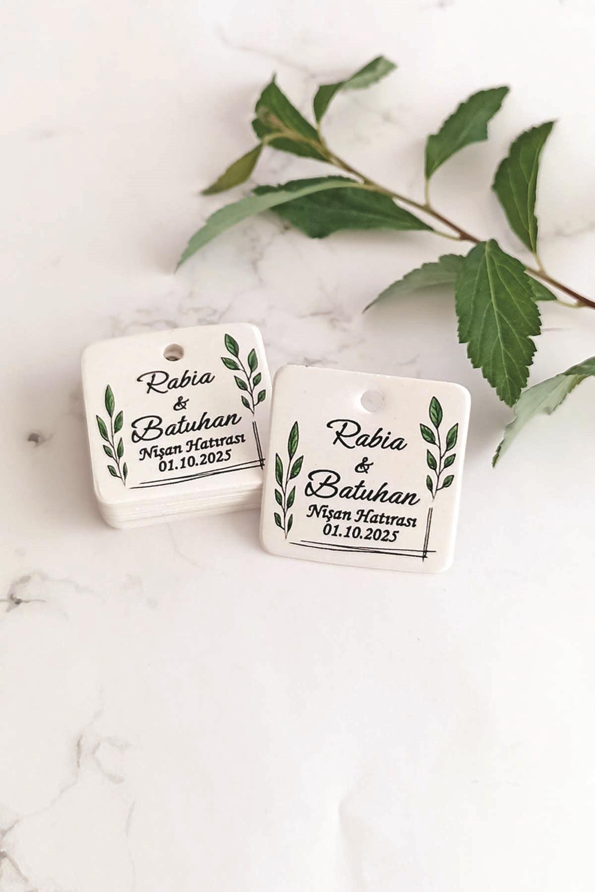 Yaprak Baskili etiket  / Nisan-Kina- Nikah Etiketi / 100 Adet  4 CM kare natural etiket