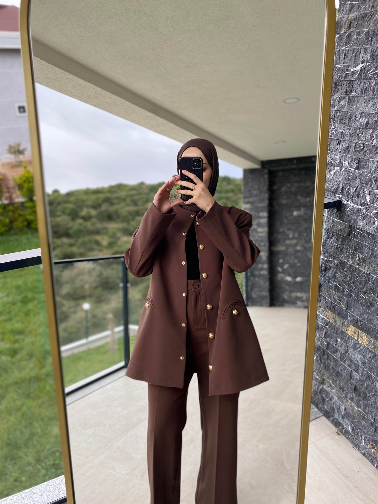 Peri Gold Düğme Detaylı Takım