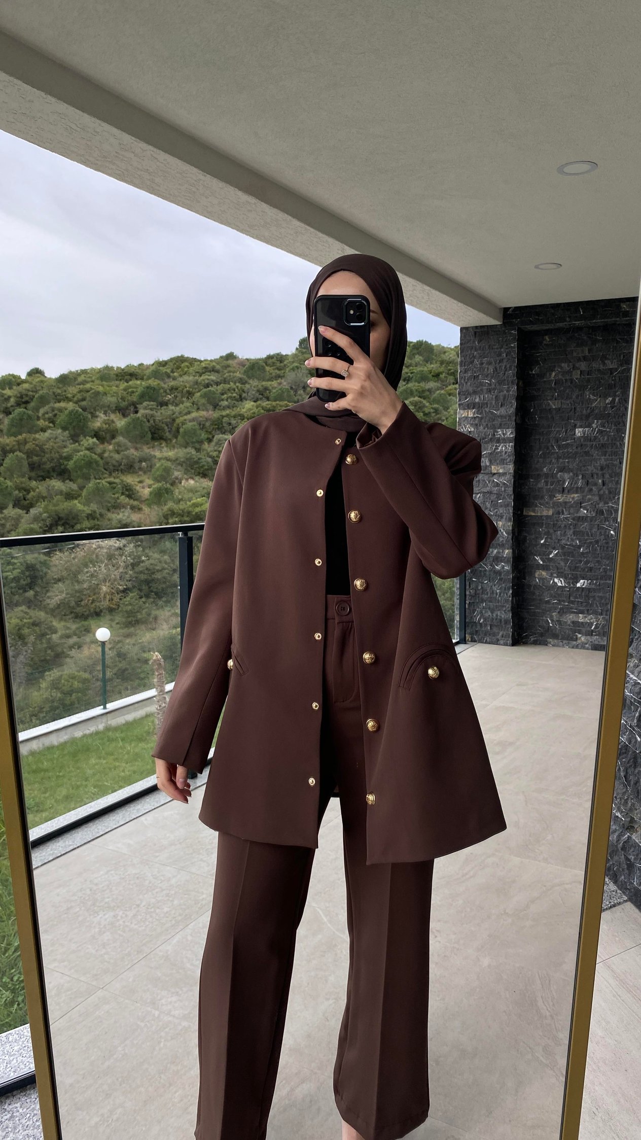 Peri Gold Düğme Detaylı Takım