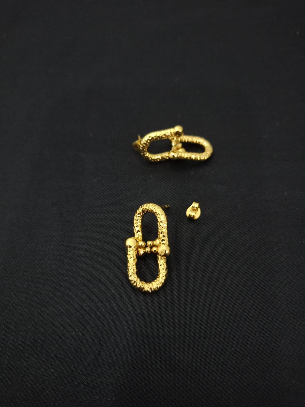 DESENLİ TİFANNY GOLD ÇELİK KÜPE