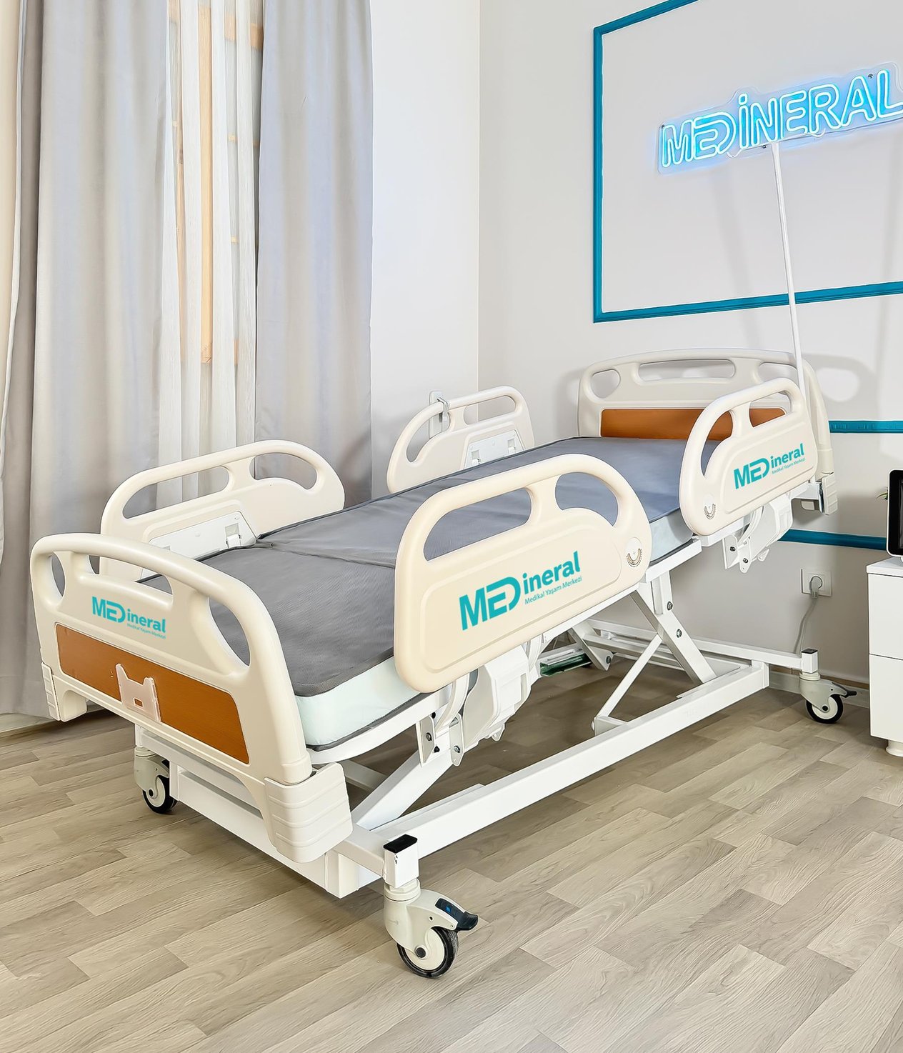 4 Motorlu Hasta Karyolası Full Abs Asansörlü