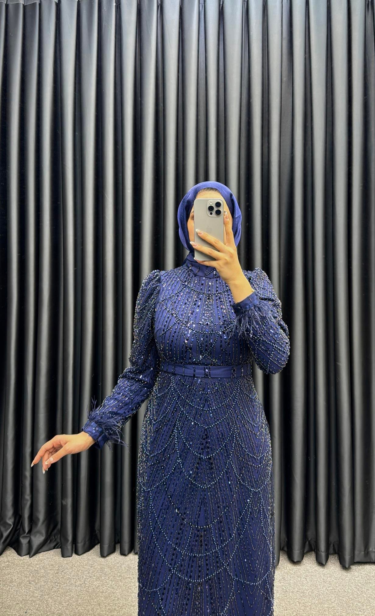 Zerda Abiye Lacivert
