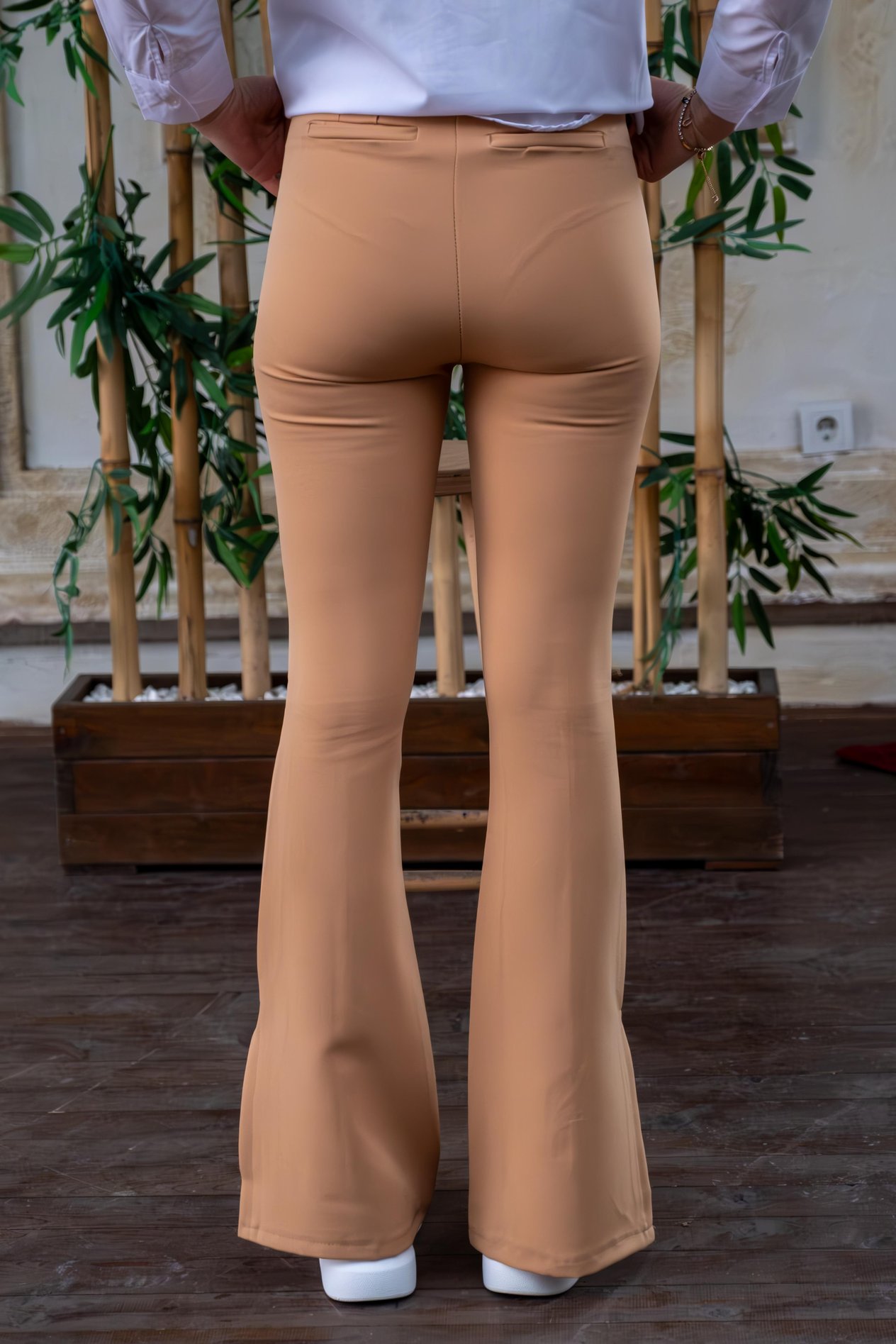 KEMERLİ İSPANYOL PAÇA PANTOLON