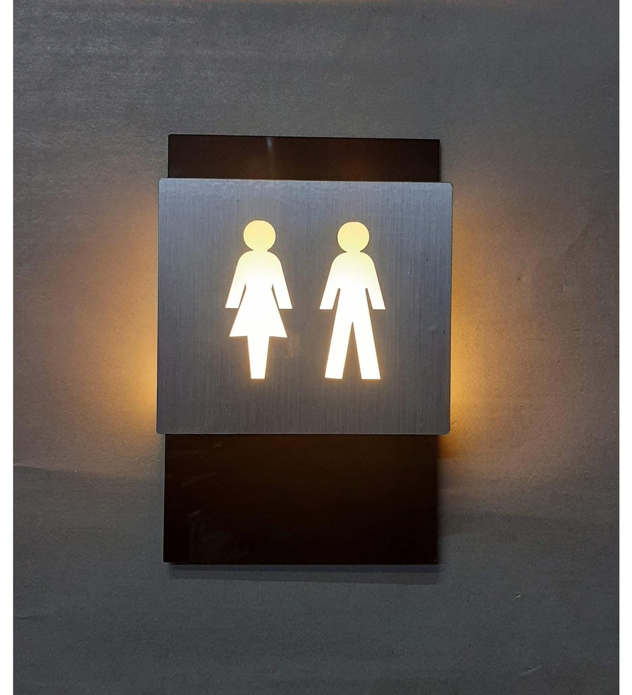 Kadın ve Erkek İkonlu Işıklı WC Kapı İsimliği
