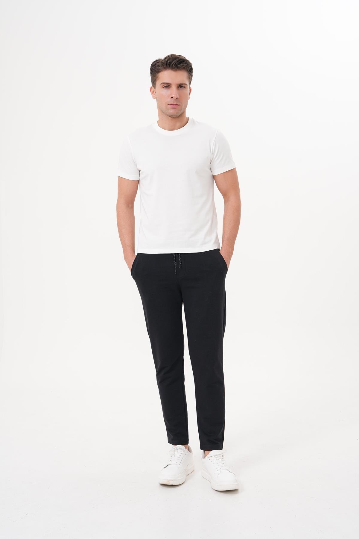 Basics&More Erkek %100 Pamuklu Siyah Jogger Pantolon