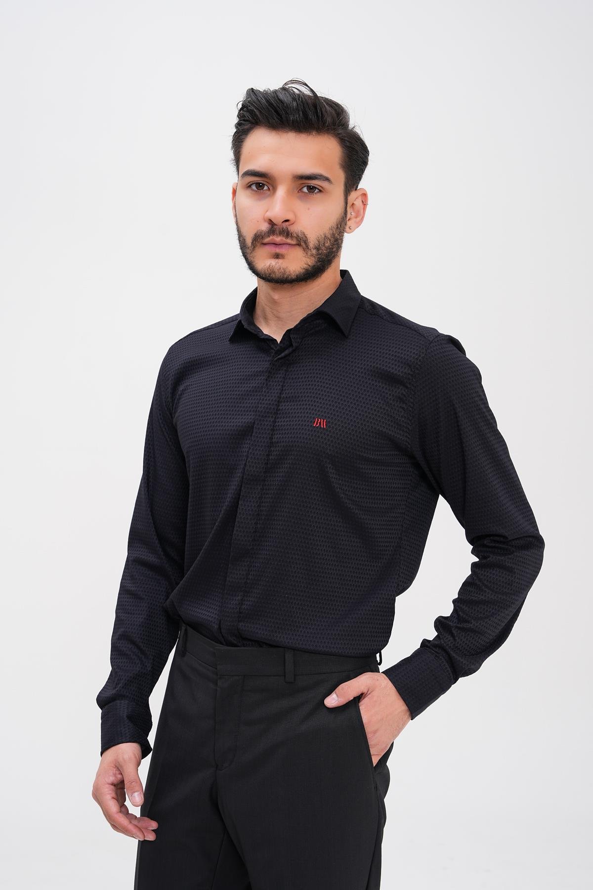 Basics&More Klasik Siyah Erkek Gömlek - Şık ve Konforlu Tasarım - 2501