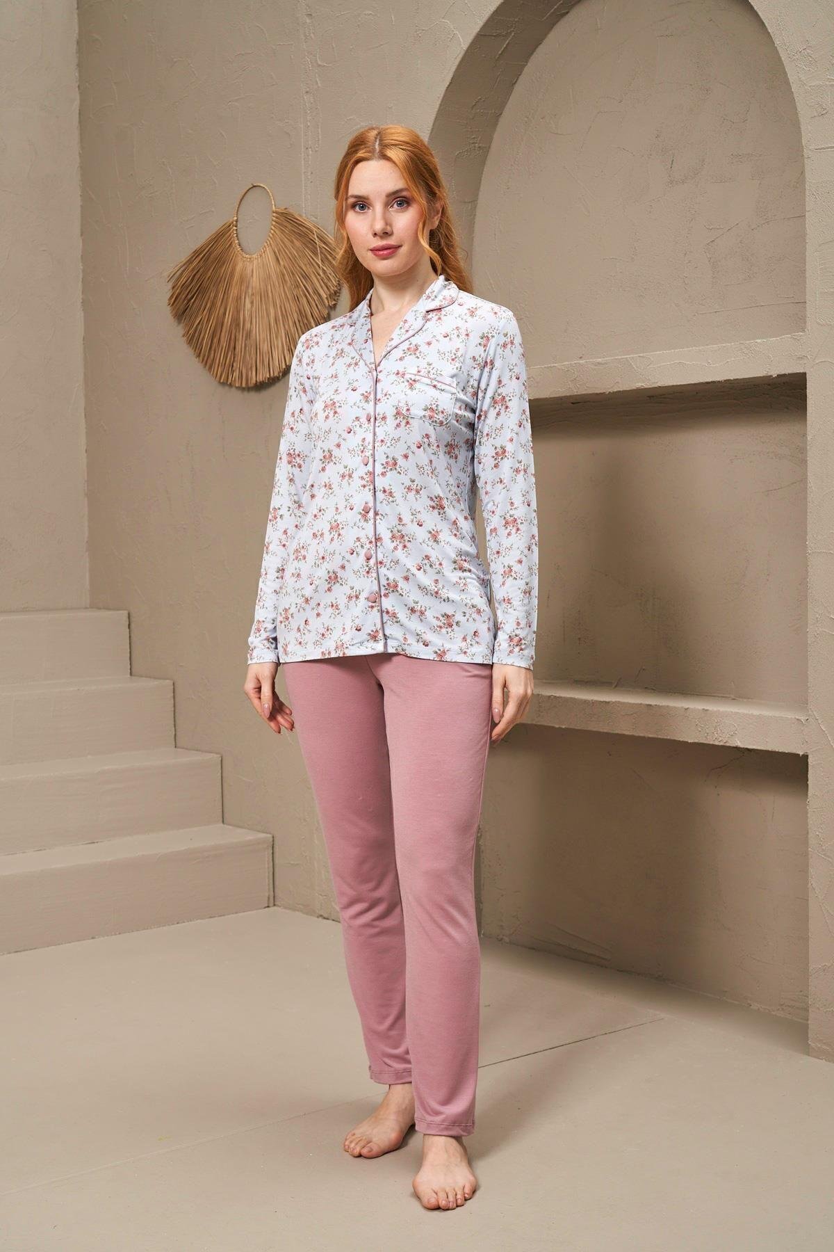 25152 Kadın Yakalı Düğmeli Uzun Kollu Desenli Pijama Takım