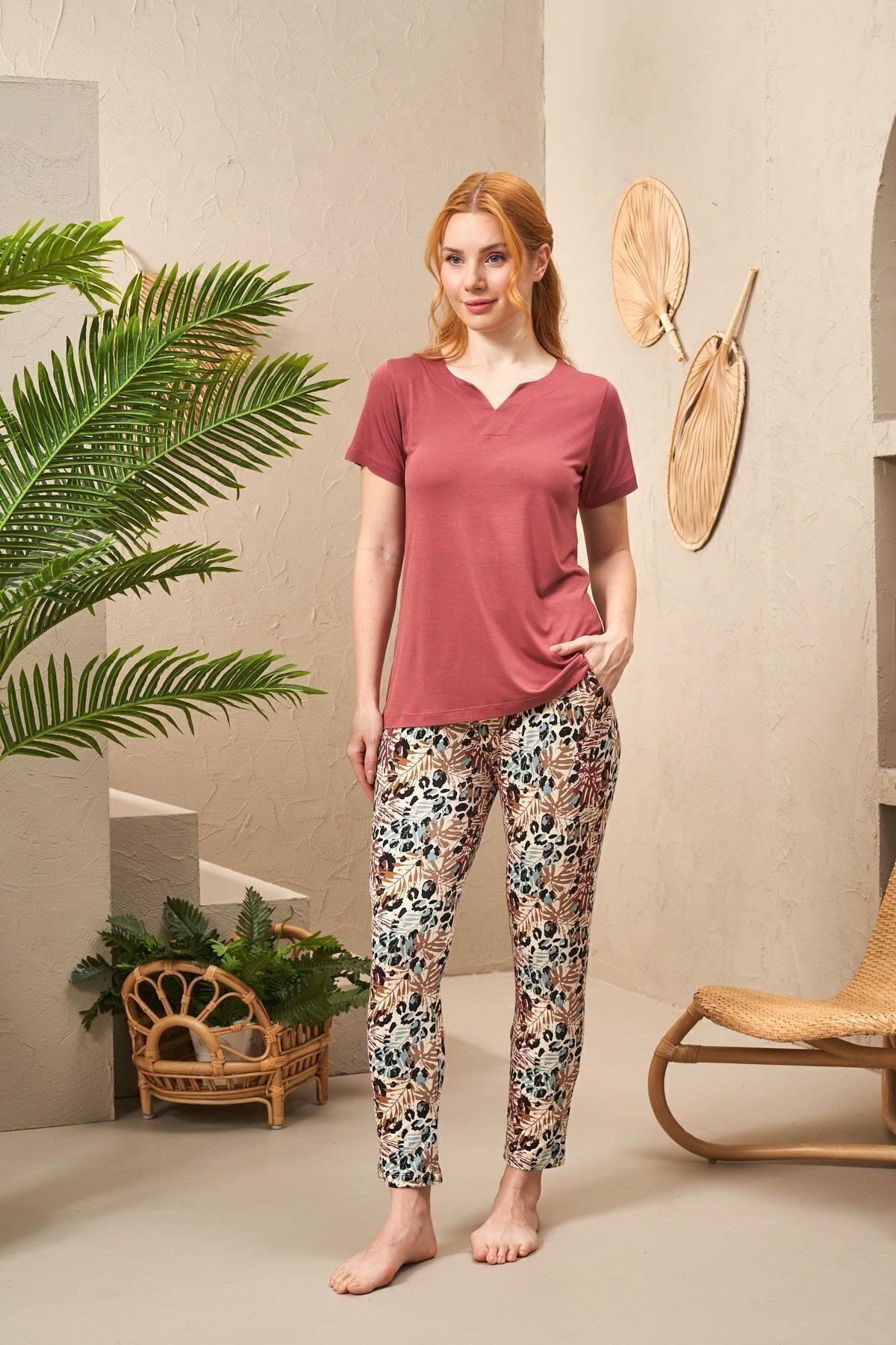 25176 Kadın V Yaka Desenli Kısa Kollu Pijama Takım